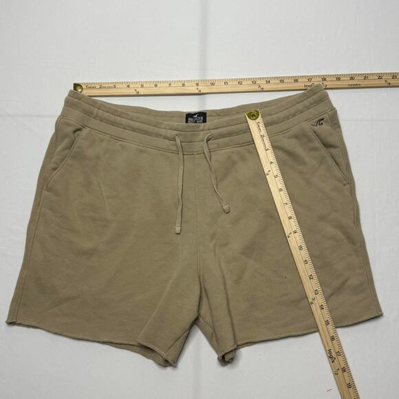 Hollister Must-Have Collection Tan Sweat Shorts Men’s XL - Picture 4 of 4